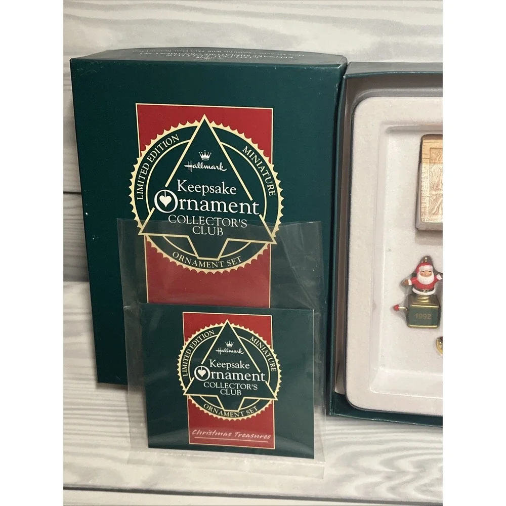 Hallmark Keepsake‎ Mini Ornament Christmas Treasures Collectors Club 1992 -1